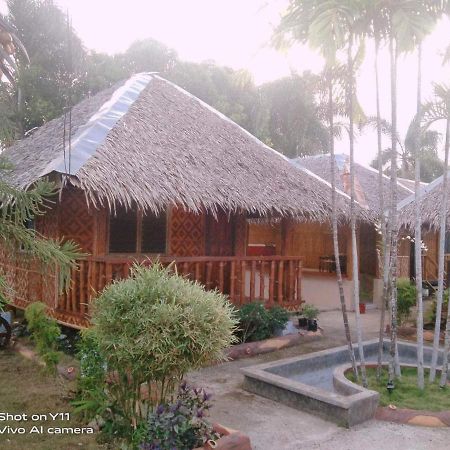 Ezekiel'S Native Inn Panglao Eksteriør billede